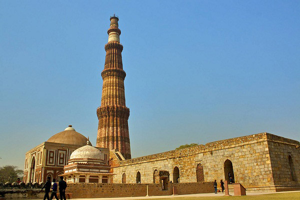 Monuments and Historical sites Delhi