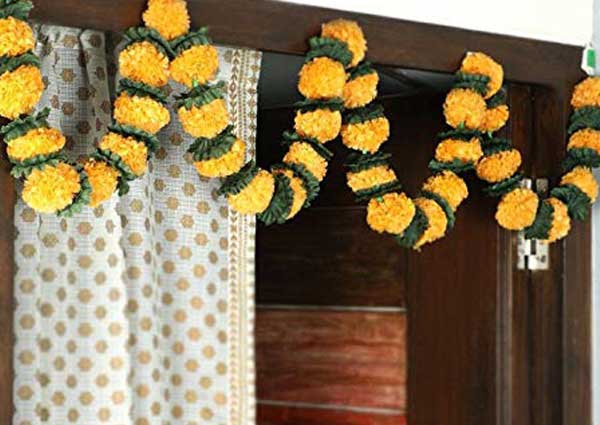 Flowers on curtain edges