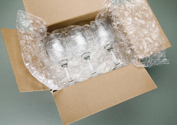 How to pack ceramics glassware