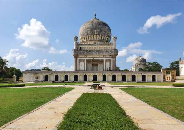 Qutb Shahi Tombs