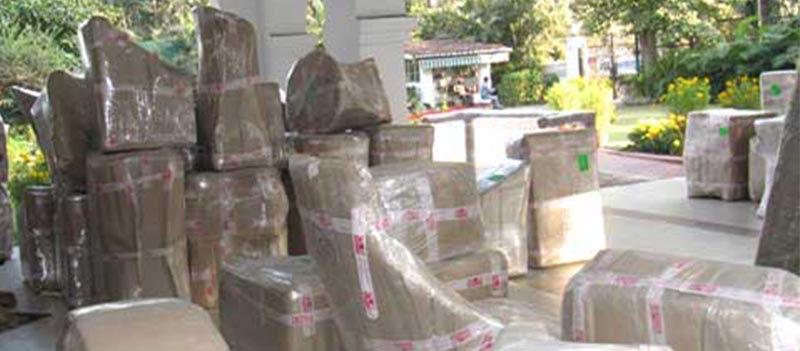 Alien Packers And Movers